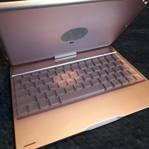 F180 Bluetooth Keyboard iPad 9.7 in